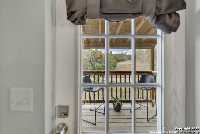 Image 12 of 19 For 572 River Bluff