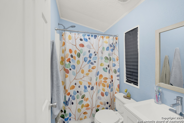 Image 7 of 19 For 572 River Bluff