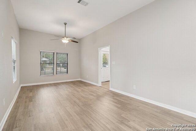 Image 10 of 58 For 622 Denver