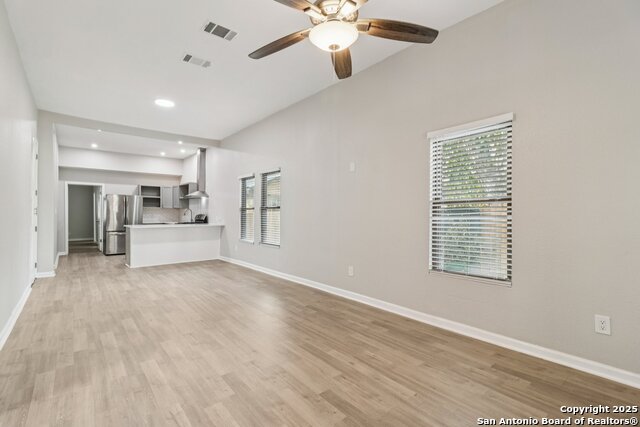 Image 12 of 58 For 622 Denver