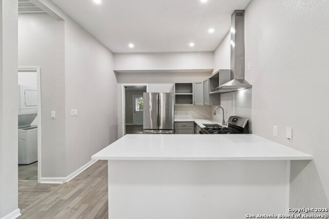 Image 16 of 58 For 622 Denver