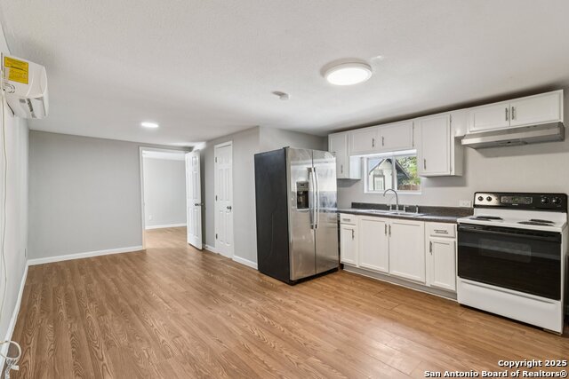 Image 20 of 58 For 622 Denver