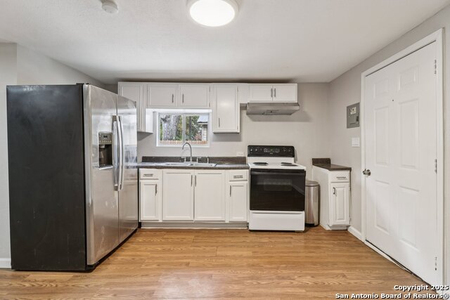 Image 21 of 58 For 622 Denver