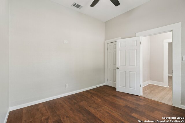 Image 30 of 58 For 622 Denver