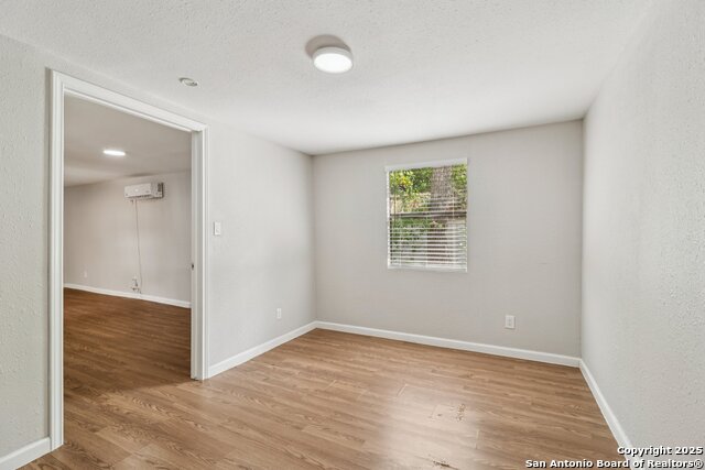 Image 42 of 58 For 622 Denver