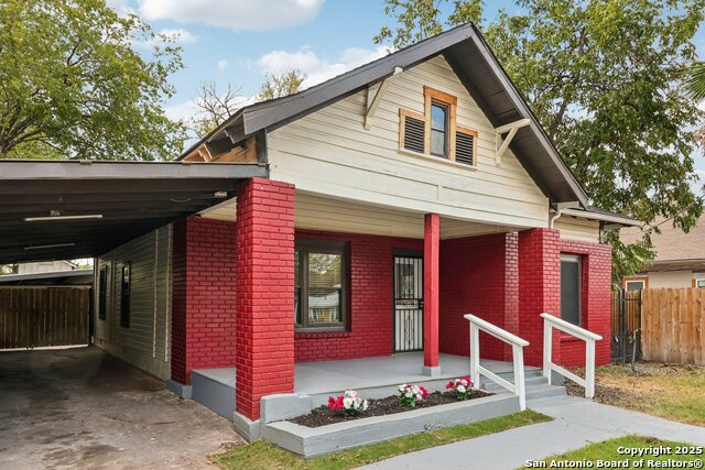 Image 5 of 58 For 622 Denver