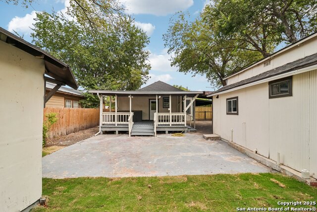 Image 50 of 58 For 622 Denver