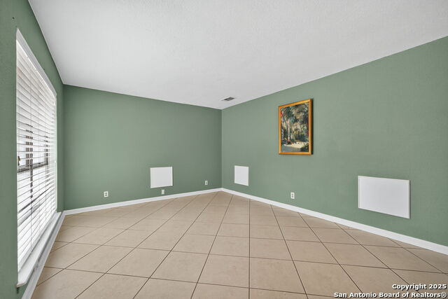 Listing photo id 8 for 414 Balboa  