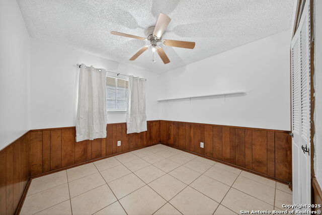Listing photo id 20 for 414 Balboa  
