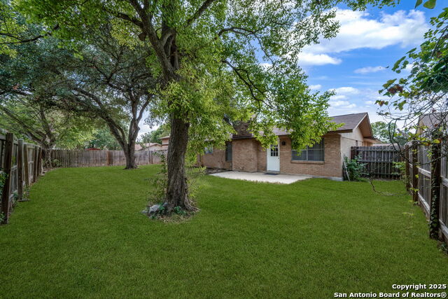 Listing photo id 4 for 414 Balboa  