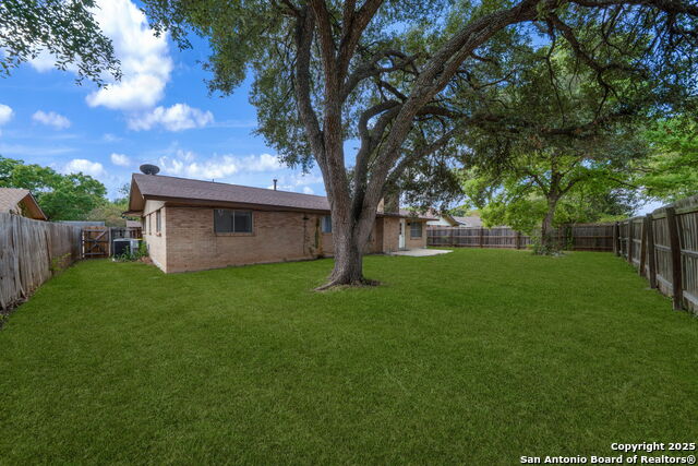 Listing photo id 5 for 414 Balboa  