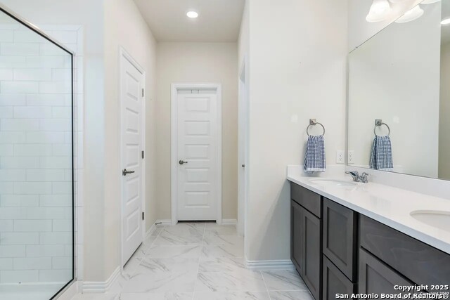 Image 18 of 27 For 1744 Kneupper Farm