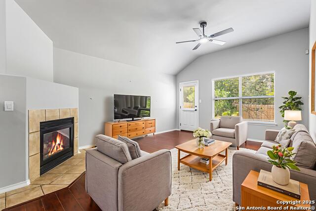 Image 16 of 23 For 11639 Wood Hbr