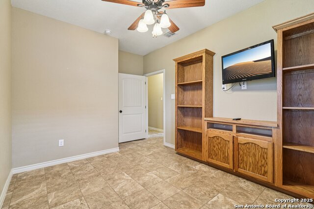 Image 23 of 50 For 100 Fairway