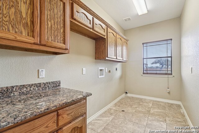 Image 32 of 50 For 100 Fairway