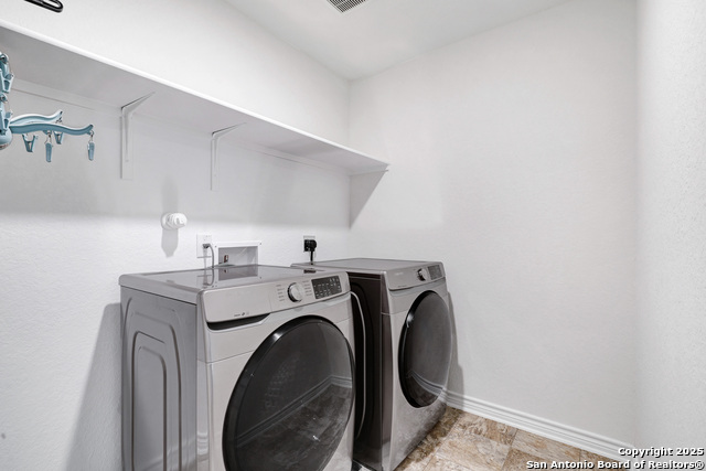 Image 27 of 30 For 7147 Dulce Meadow