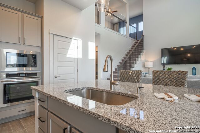 Image 6 of 23 For 10256 Bartenheim Drive