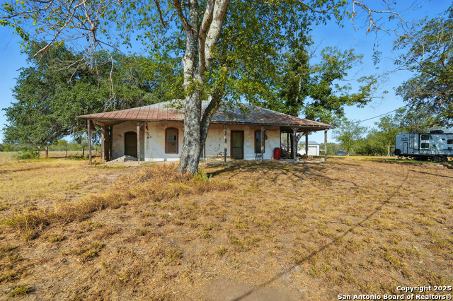 Listing photo id 38 for 1459 County Road 120