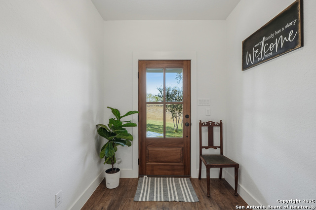 Listing photo id 5 for 1459 County Road 120