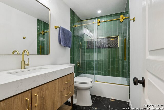 Listing photo id 27 for 24706 Twin Arrows