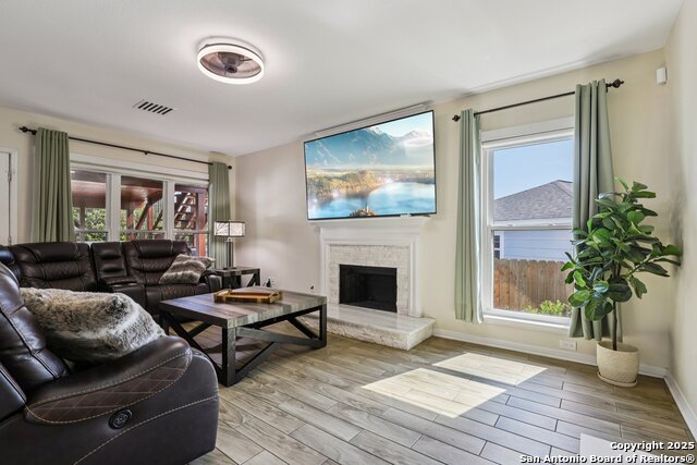 Listing photo id 4 for 24706 Twin Arrows