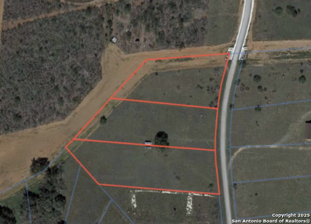 Details for 525 County Road 2645, Moore, TX 78057