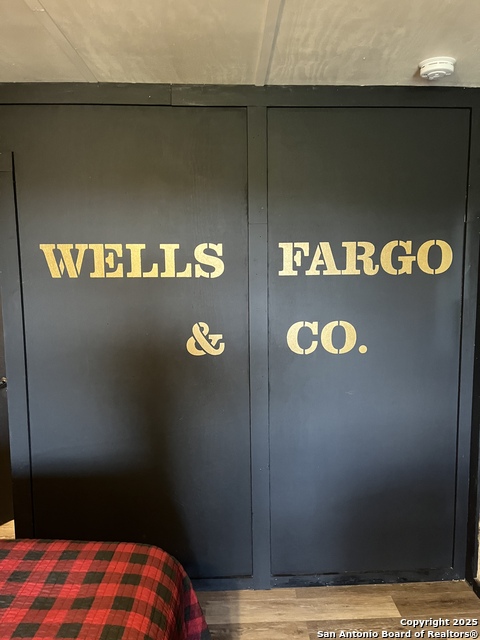 Image 11 of 49 For 4664 Rocky  