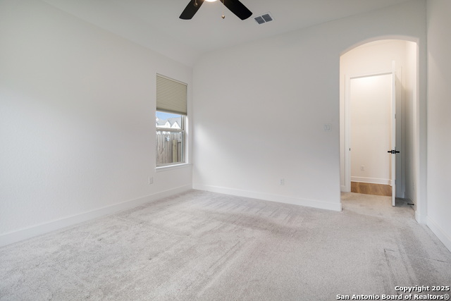 Image 14 of 26 For 1714 Dunvegan