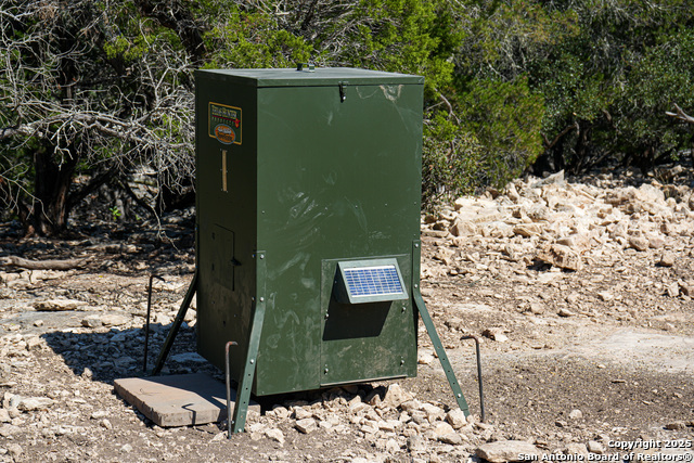 Listing photo id 1 for 1792 Sd 52300