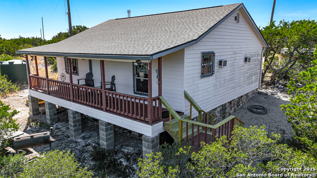 Listing photo id 3 for 1792 Sd 52300