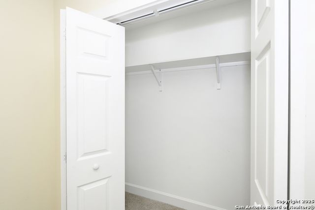 Image 20 of 28 For 1326 Lynwood W