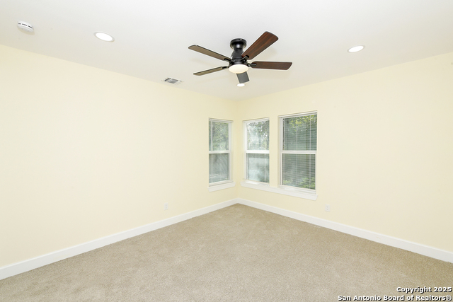 Image 22 of 28 For 1326 Lynwood W