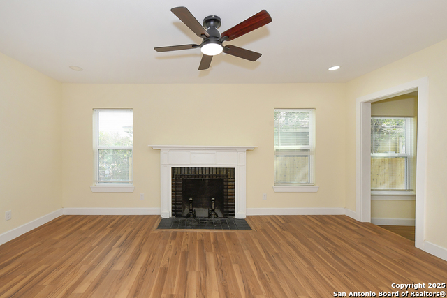 Image 7 of 28 For 1326 Lynwood W