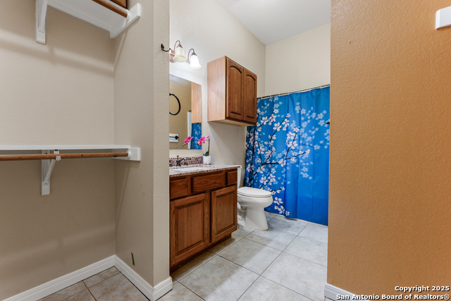 Listing photo id 25 for 10863 La Vernia