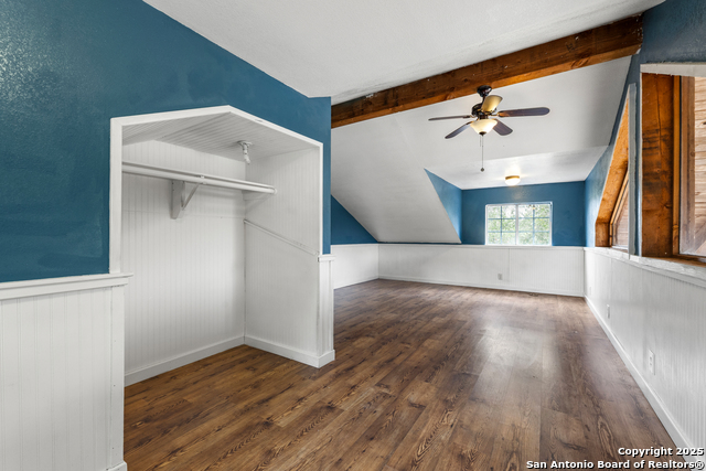 Listing photo id 39 for 10863 La Vernia