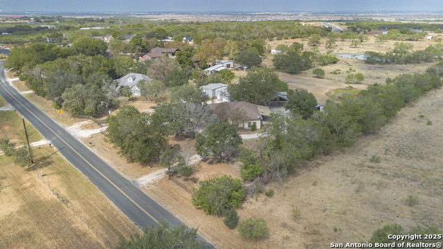 Listing photo id 45 for 10863 La Vernia