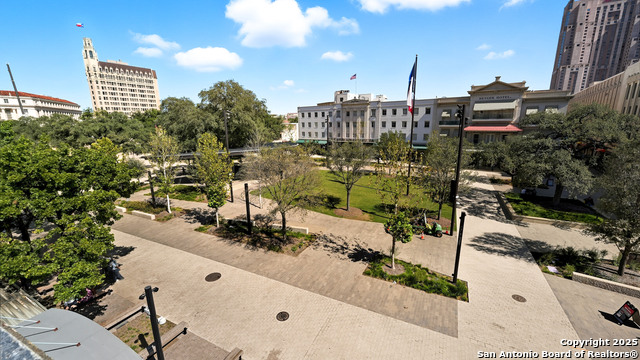 Image 37 of 38 For 222 Losoya St.  202