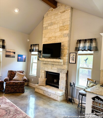 Listing photo id 10 for 186 Lakeview