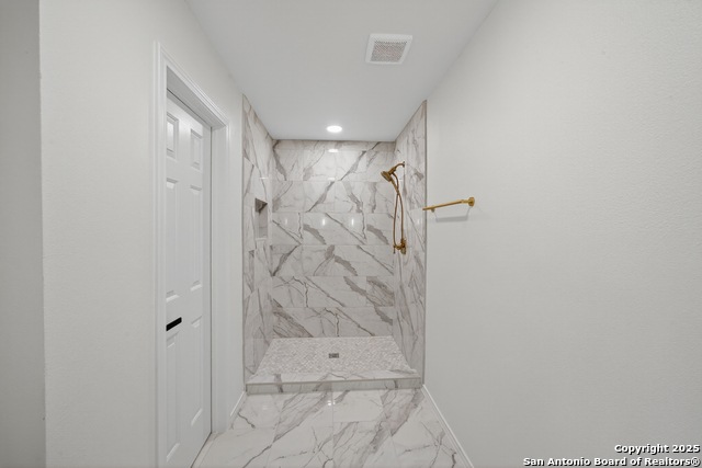 Image 19 of 40 For 12110 Branding Point