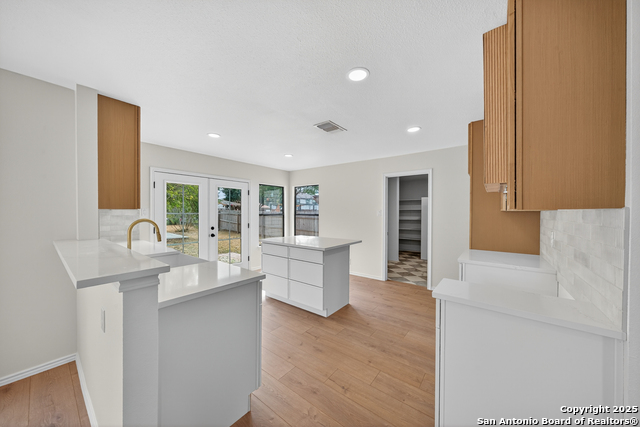 Image 7 of 40 For 12110 Branding Point