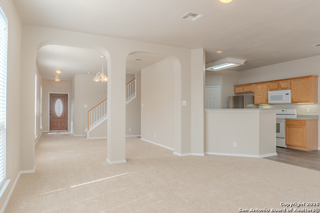 Listing photo id 10 for 10906 Toscana