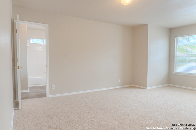 Listing photo id 26 for 10906 Toscana