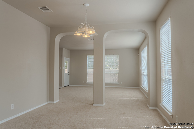 Listing photo id 5 for 10906 Toscana