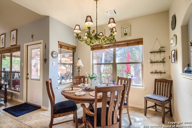 Listing photo id 14 for 639 Settlers Lane