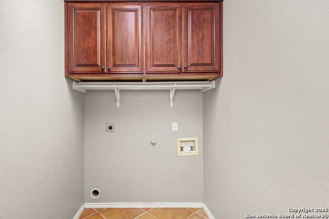 Image 12 of 25 For 2500 Woodbridge Way