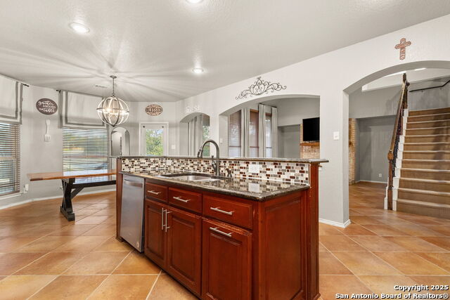 Image 10 of 25 For 2500 Woodbridge Way