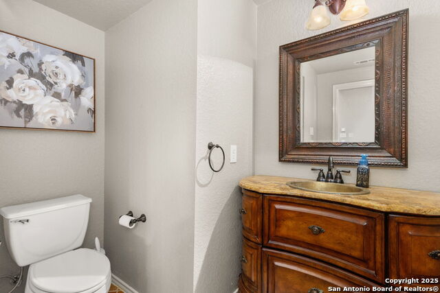 Image 11 of 25 For 2500 Woodbridge Way