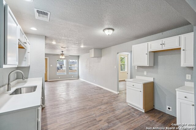 Image 10 of 35 For 8819 Catalina Bay