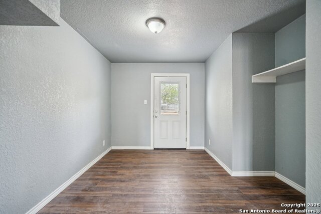 Image 13 of 35 For 8819 Catalina Bay