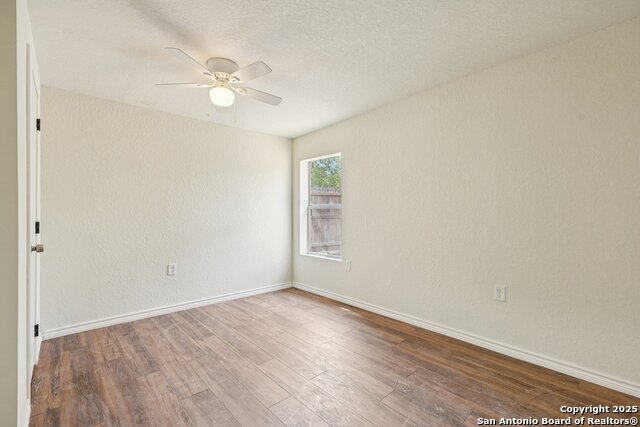 Image 15 of 35 For 8819 Catalina Bay